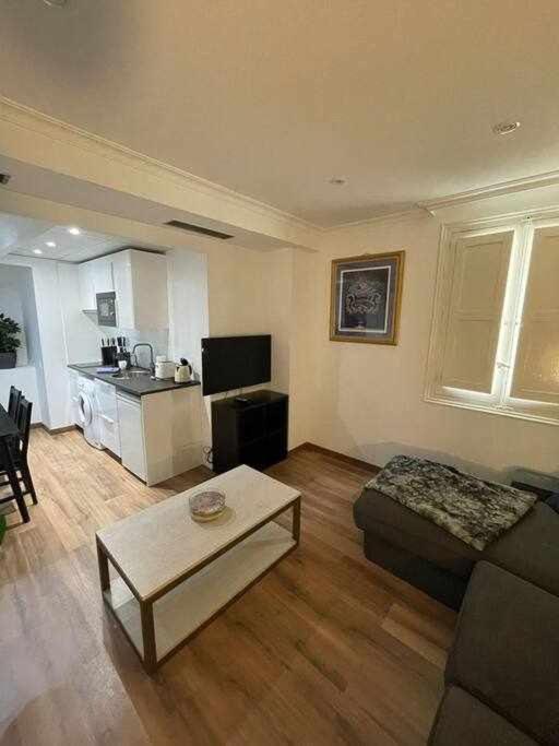 Apartamento IV Alcalaretiro Ideal Parejas Madrid Kültér fotó
